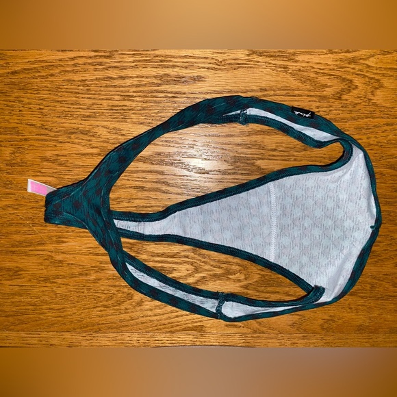Victoria’s Secret Thong Panty NWOT - Picture 4 of 4